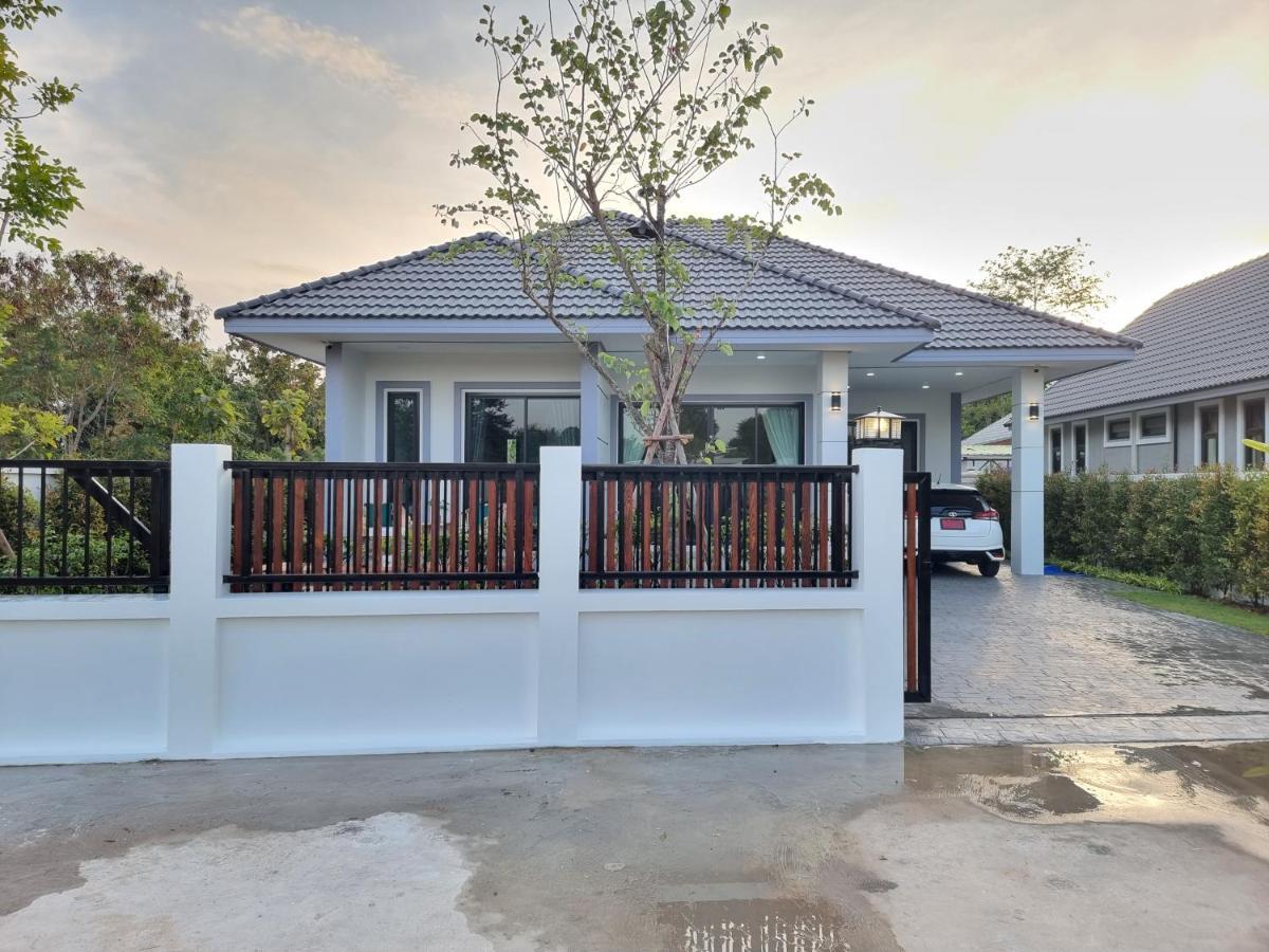 Baan Dalah Buriram Buri Ram Exterior foto